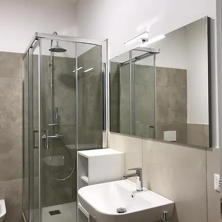 Quartiere 11 דירה *
